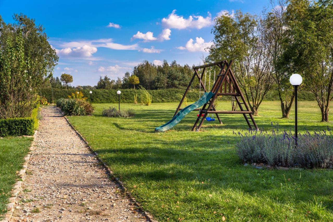 Hotel Lawendowy Ogrod Brzeg Esterno foto